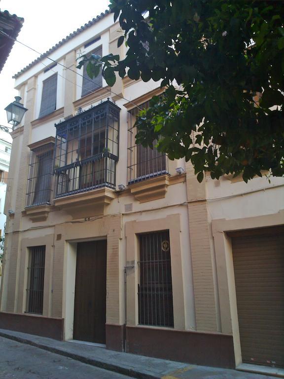 Apartamentos Altamira Sevilla Ruang foto